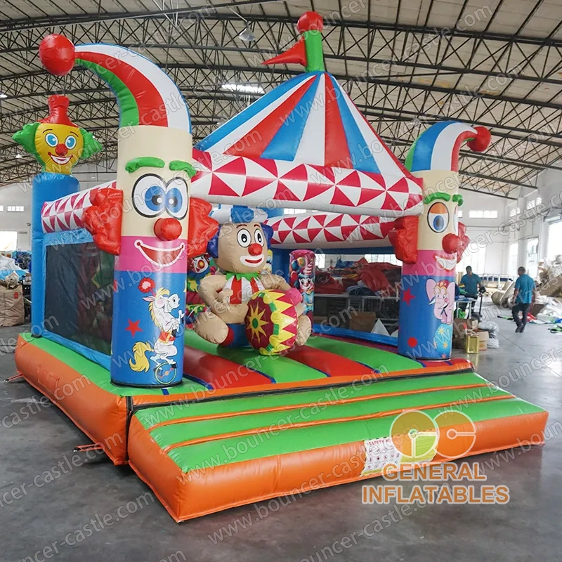  Circus bounce house