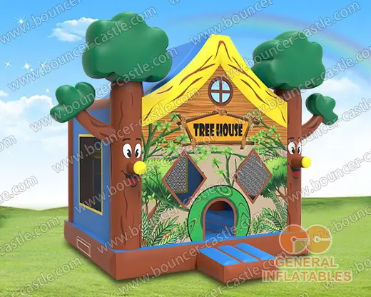  Tree house jumping castle