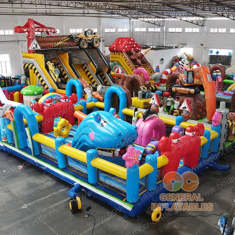 Inflatable play park